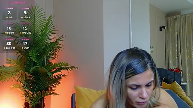 Avril_Cyrus Chat XXX live