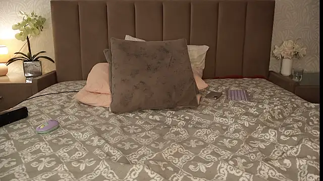 honeyed_poison Chat XXX in diretta