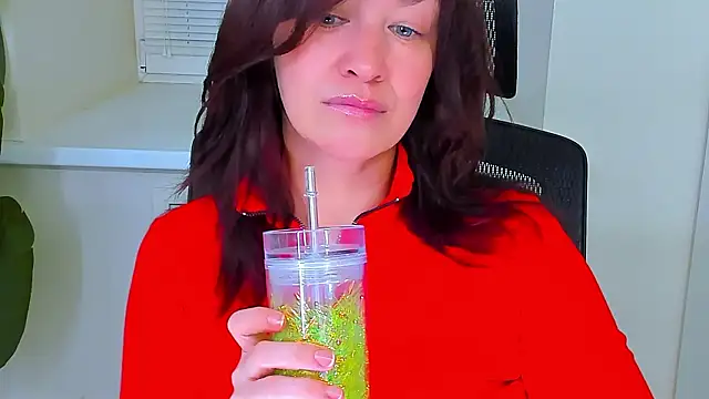 AnaMills Chat XXX live