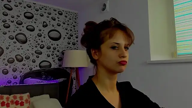 AlmaFancy élő XXX-chatje