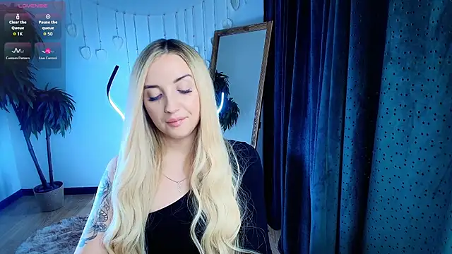 Chat +18 de _Mi1a_ ao vivo