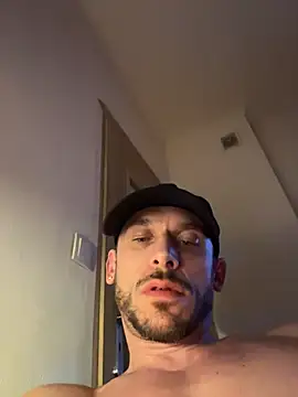 top_body_82n Webbikameraesitys