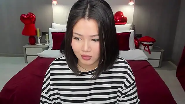 Brunette_Charm Live XXX-chat