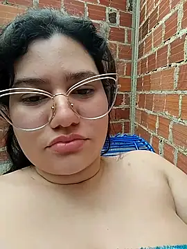 ariana_d20のライブXXXチャット