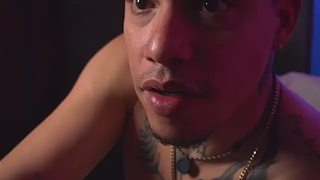 AlphaMasterXxx 웹캠 쇼