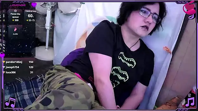 Ftm_Bunny webcam show