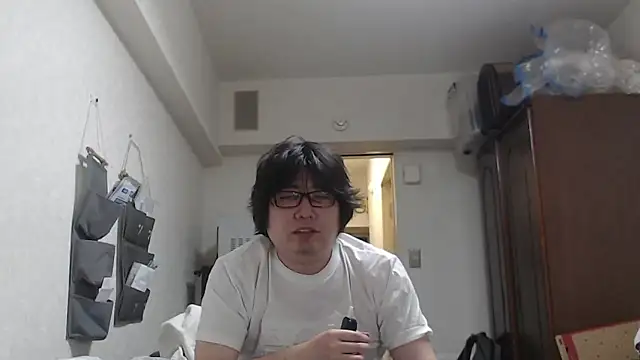 raterate555 Adlı Modelin Canlı XXX Sohbeti