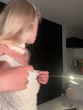 SunnyShiney: онлайн-секс-чат