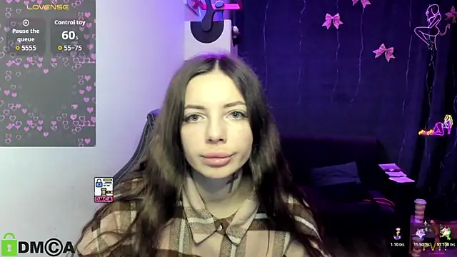 Show modela AlisMoonly na web-kameri