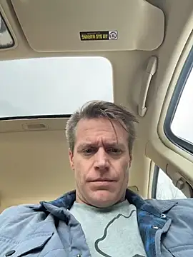 دردشة DILFiGuess1 الجنسية المباشرة