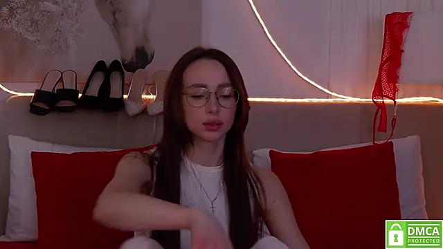 دردشة Emily_Simon الجنسية المباشرة