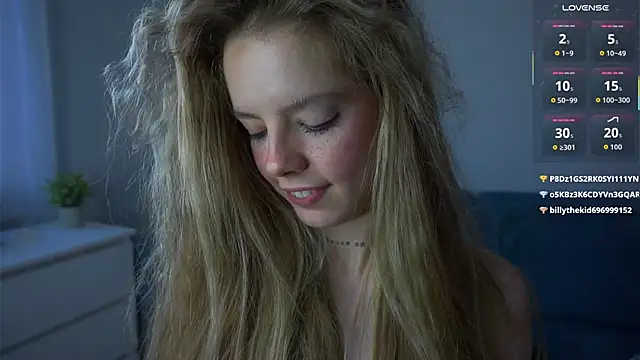 TiffinyMergist's Live XXX Chat