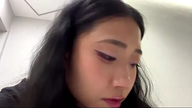 Chat XXX en directo de SweetMiaXO