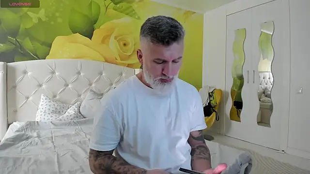 BlowMyXXL Show Webcam