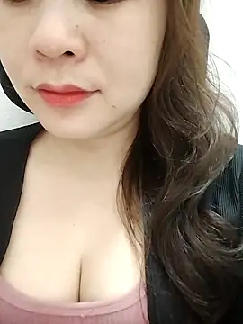 Cogai-nhutnhat Chat XXX in diretta