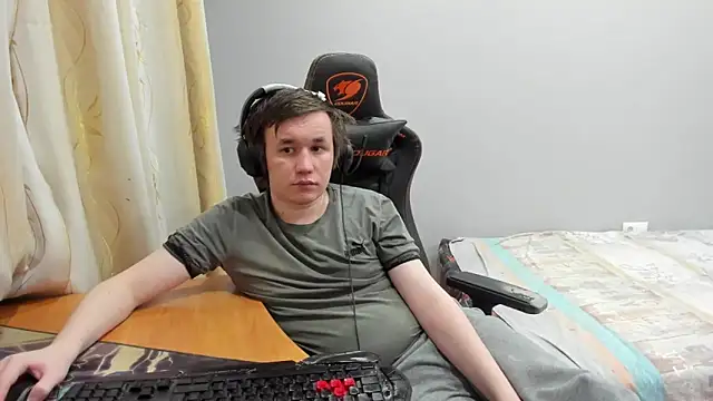 iliaskrislove – Kamerová šou