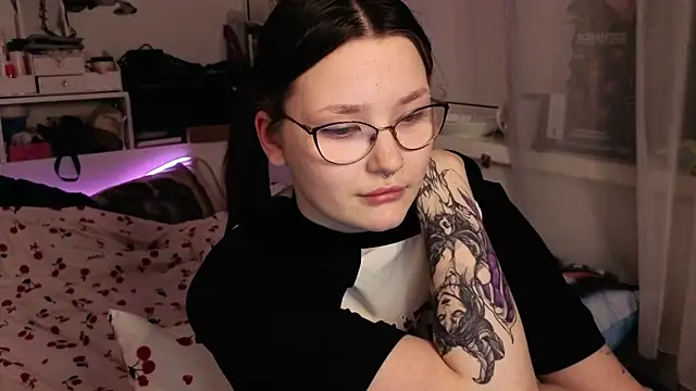 XXX chat uživo modela milliedoll