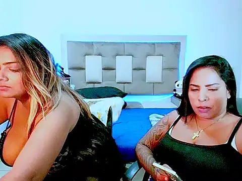 XXX chat uživo modela indiantopaz694u