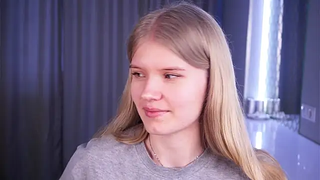 XXX chat uživo modela MelanyRuch