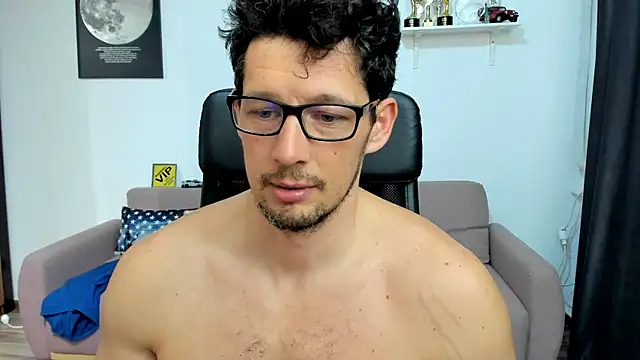 BrutusK08 Show Webcam