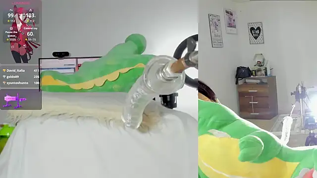 Rosy_Emely Adlı Modelin Canlı XXX Sohbeti