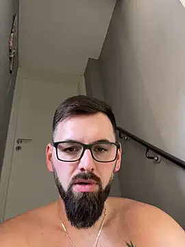 xxxsharkexxx webcam show