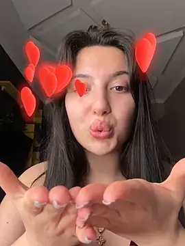 NoraVelour Adlı Modelin Canlı XXX Sohbeti