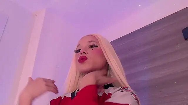 SashaNova 现场XXX聊天