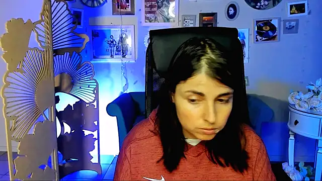 MartaEdams 现场XXX聊天