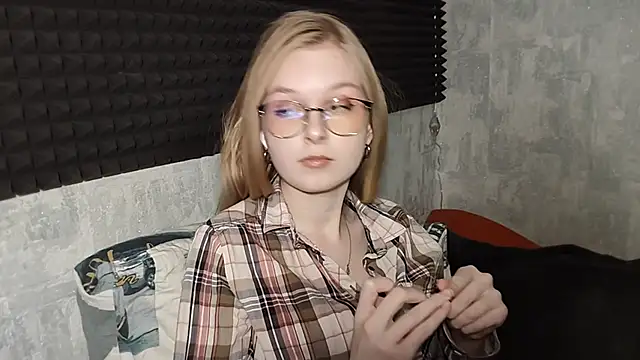 XXX chat uživo modela LiaVibes