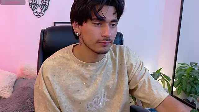 Elian_savoy Chat XXX live