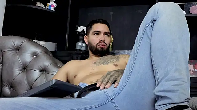 matteosantos Adlı Modelin Web Kamerası Şovu