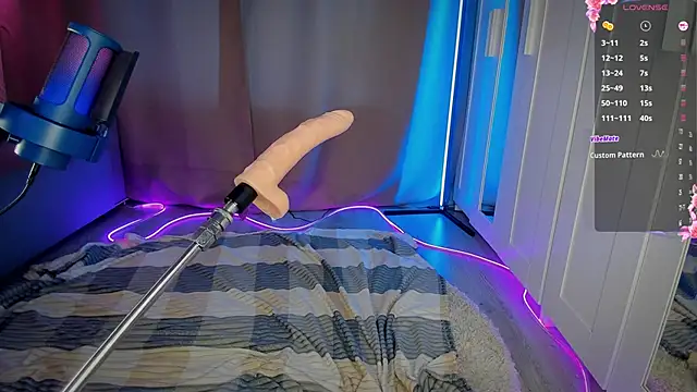 دردشة Juicy_Vikki الجنسية المباشرة