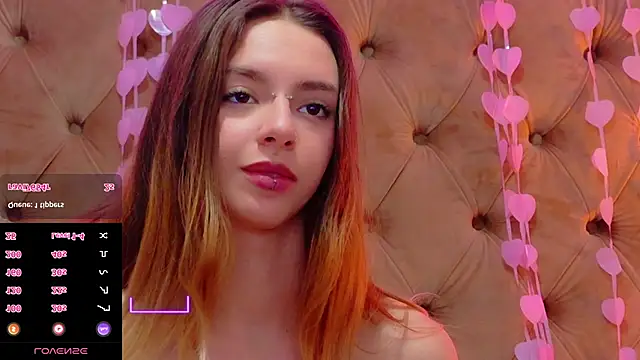 CoraVex Live XXX Chat