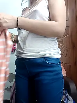 PUNAM456 élő XXX-chatje