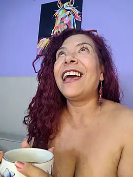 Scarlet_curly8a: απευθείας συνομιλία ΧΧΧ