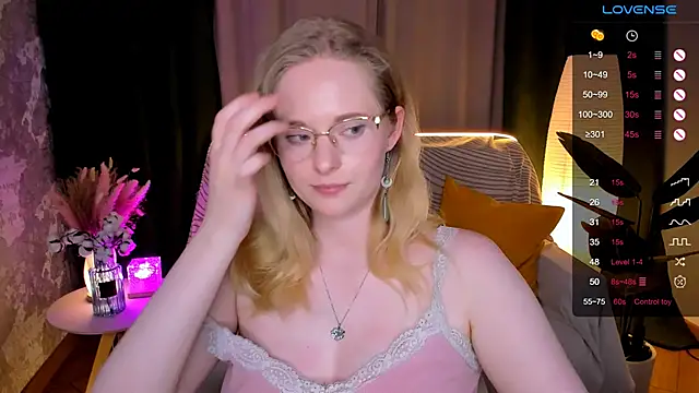 Aemilia_ – Live XXX-chat