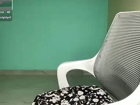 Chat +18 de classy_kritii ao vivo