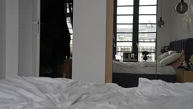 ibiddi: απευθείας συνομιλία ΧΧΧ