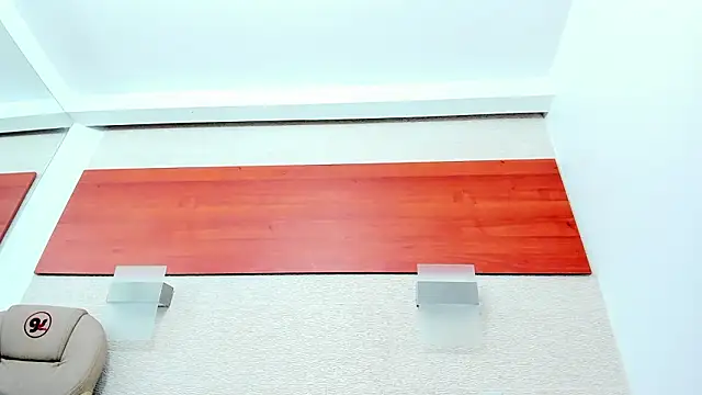 Chat +18 de maddy_cartter ao vivo