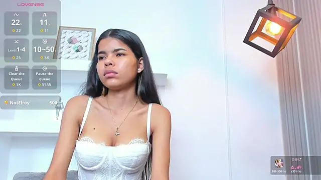 Chat XXX en directo de IsabellaMonet