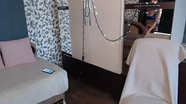 Онлайн чат XXX AmoraLuv