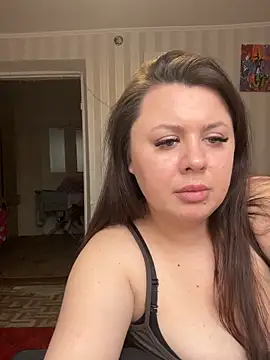 Chat +18 de Sara_Slow ao vivo