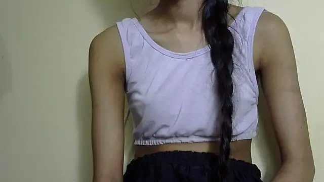 Anu_tiny Pertunjukan Webcam