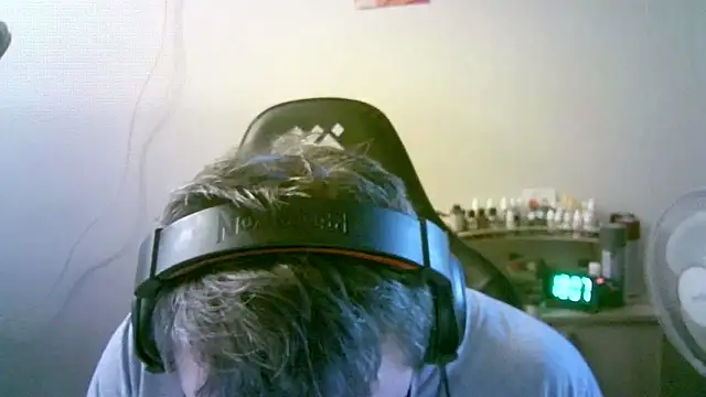 Chat +18 de SirAbuser ao vivo