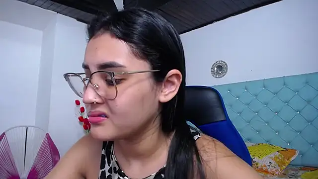 kathe-mills235 现场XXX聊天