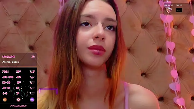 Chat +18 de CoraVex ao vivo