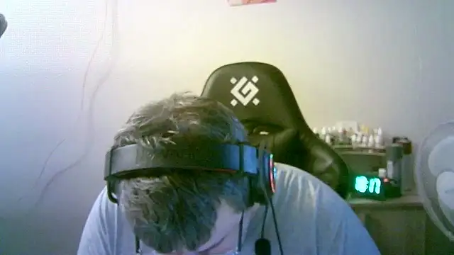 SirAbuser – Live XXX-chat