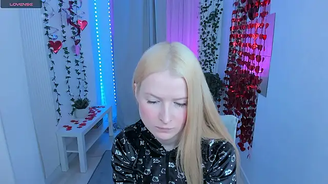 Laly_Peach Obrolan Langsung XXX