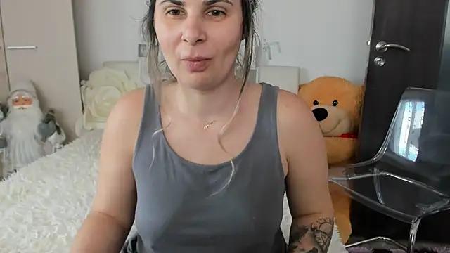 XXX chat uživo modela sweetemy4u